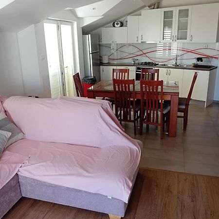 Apartman Tutti 시베니크 외부 사진