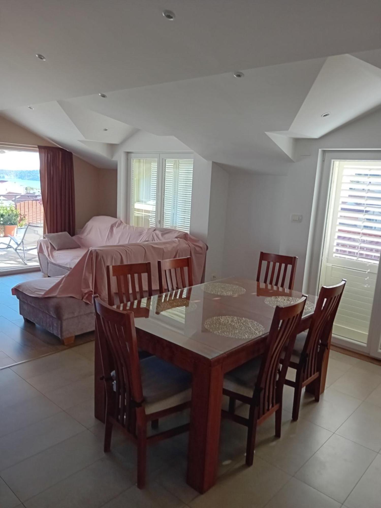 Apartman Tutti 시베니크 외부 사진